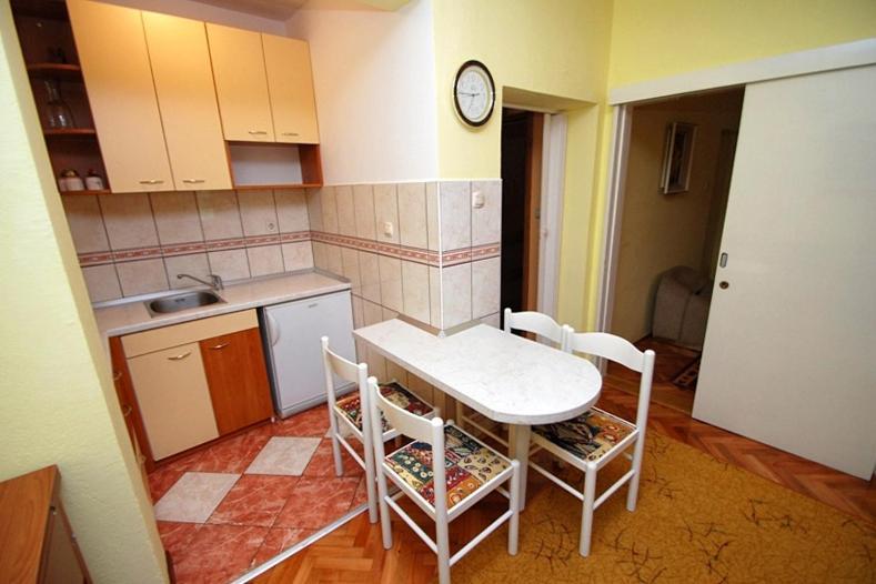 Apartments And Rooms By The Sea Zaostrog, Makarska - 2661 Екстериор снимка