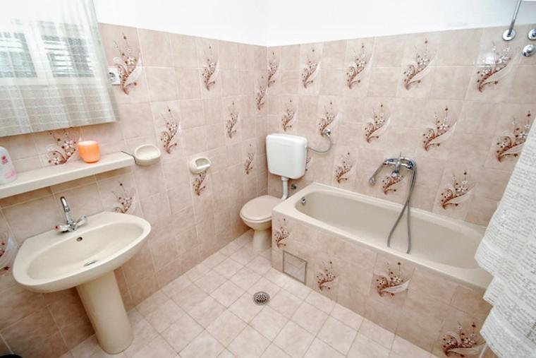 Apartments And Rooms By The Sea Zaostrog, Makarska - 2661 Екстериор снимка