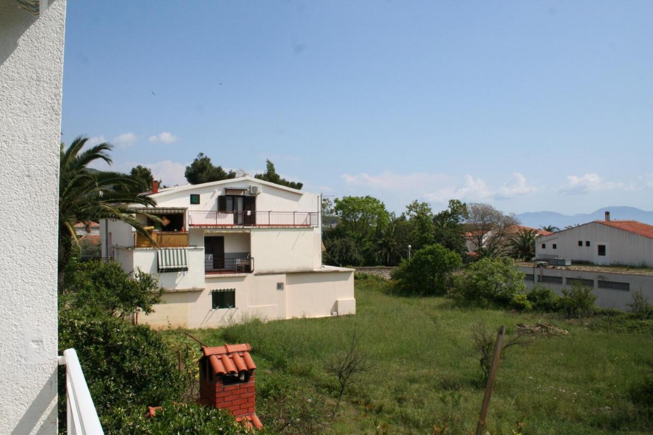 Apartments And Rooms By The Sea Zaostrog, Makarska - 2661 Екстериор снимка