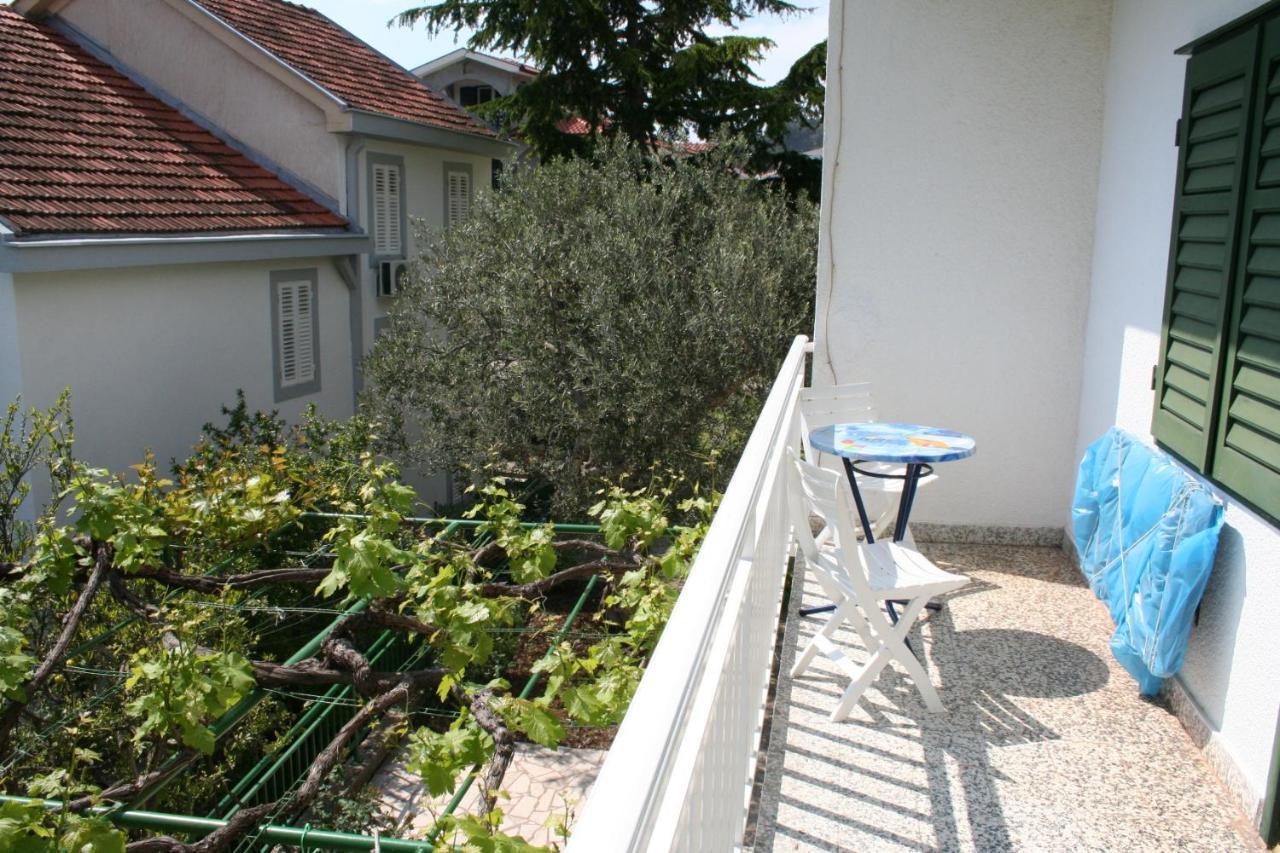 Apartments And Rooms By The Sea Zaostrog, Makarska - 2661 Екстериор снимка